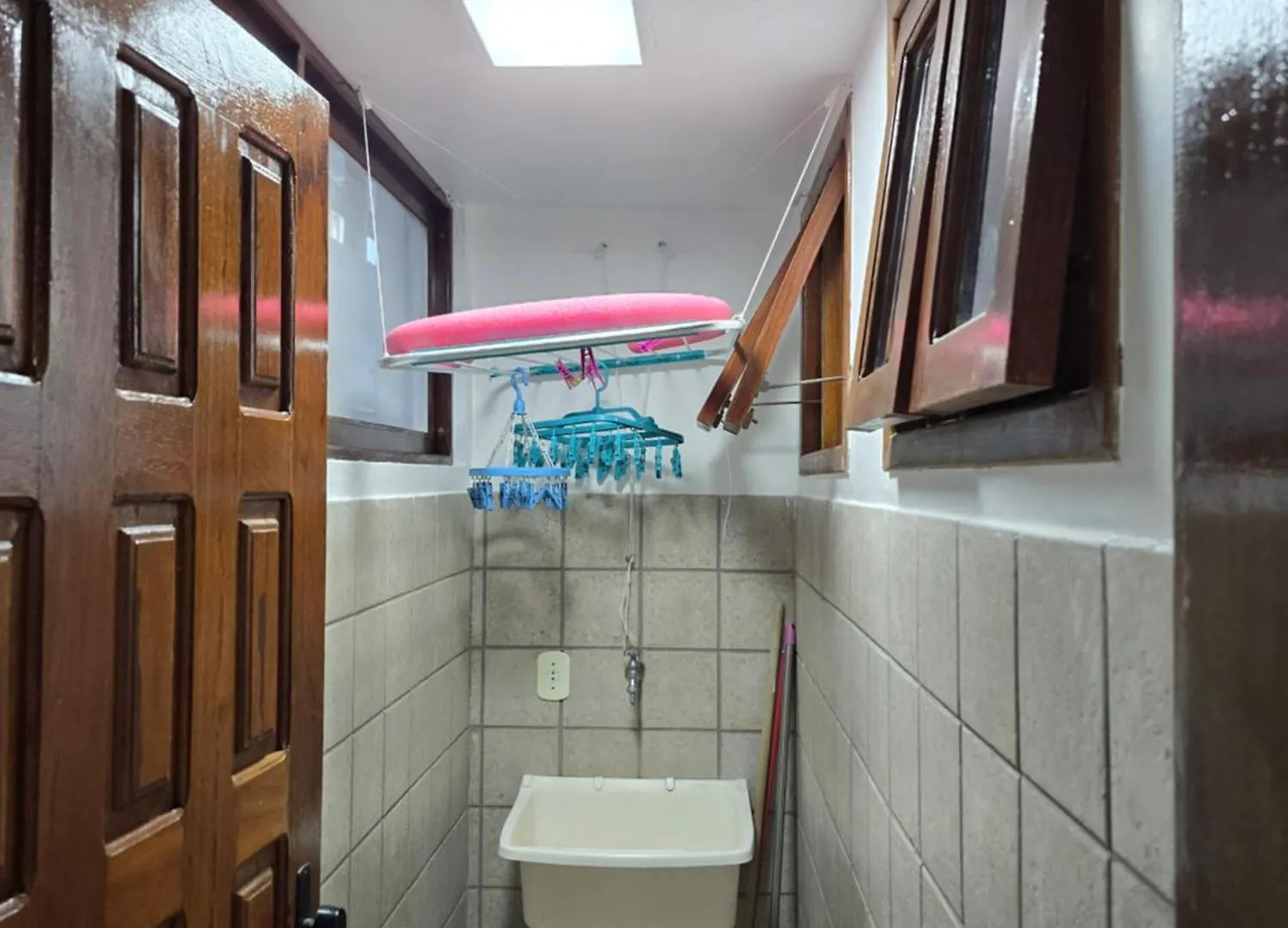 Apto Terreo Mobiliado Com Piscina - 400M Da Praia De Taperapuan, Proximo Ao Axe Moi- Golden Dolphin Residence Porto Seguro Apartamento